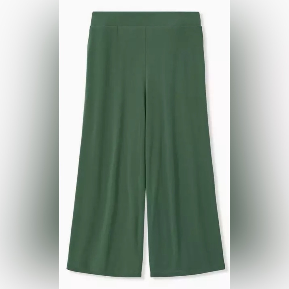 Torrid Crop Pull-On Wide Leg Studio Knit Mid-Rise Pant